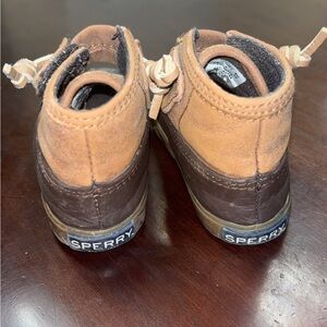 Sperry Icestorm Crib (Infant/Toddler)